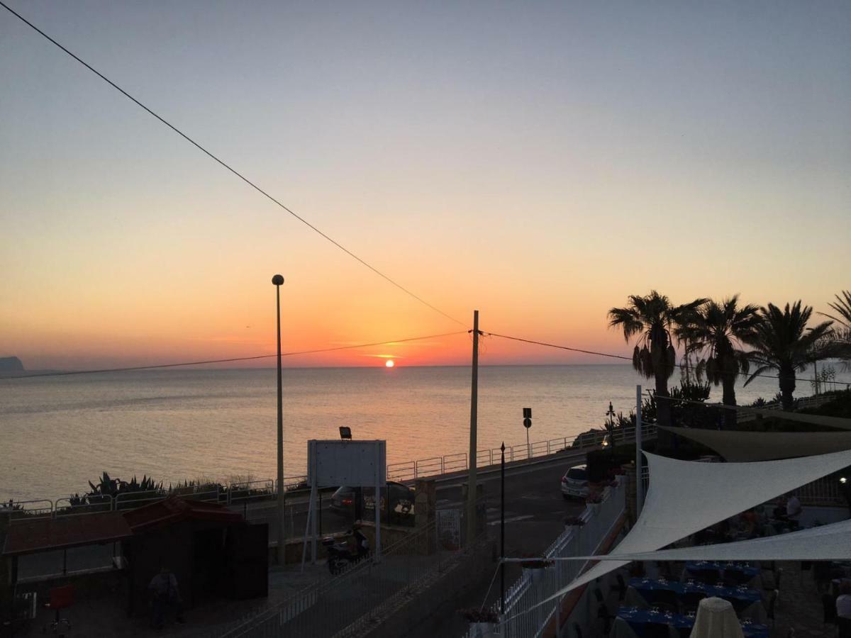 La Ruota B&B Terrasini Dış mekan fotoğraf